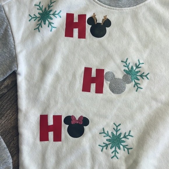 Athletics work Disney sweatshirt - Picture 2 of 11